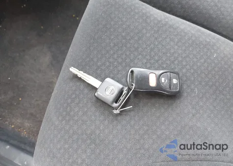 2011 Nissan Versa 1.8S из США, поврежденный, VIN 3N1BC1CP3BL395444